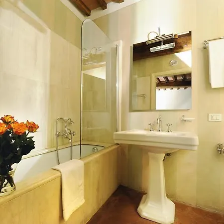 Luxury In The Center Of Rome 3*