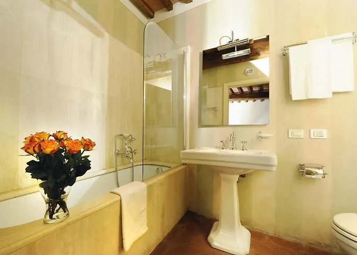 Luxury In The Center Of Rome 3*