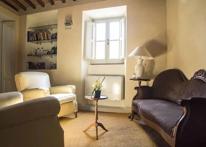 Luxury In The Center Of Rome Bed and Breakfast 3*